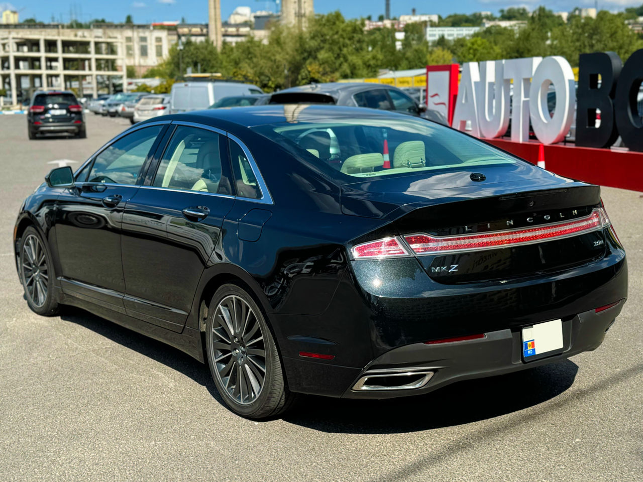 Lincoln MKZ фото 7