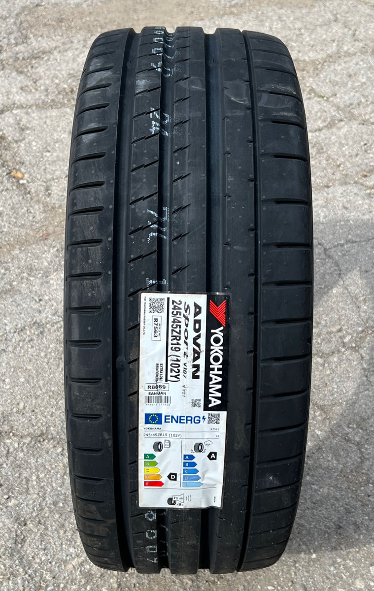 245/45 R19、YOKOHAMA ADVAN SPORT、2024年 Amazon.com: Yokohama 245/45R19 102Y XL YOKO ADVAN SPORT AS