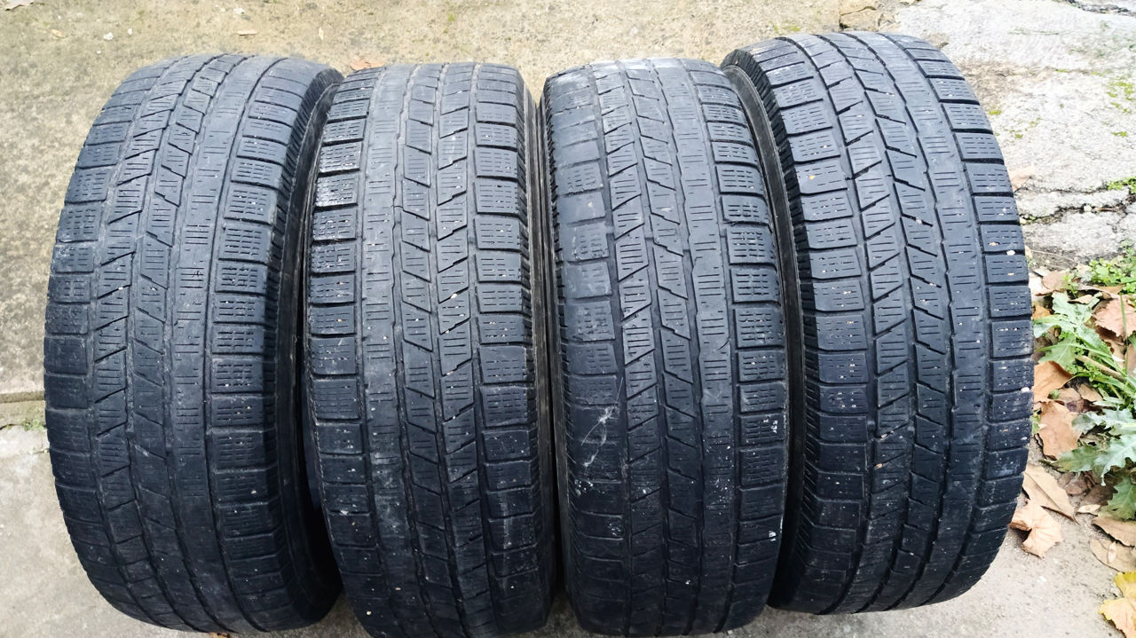 Шины зимние б/у