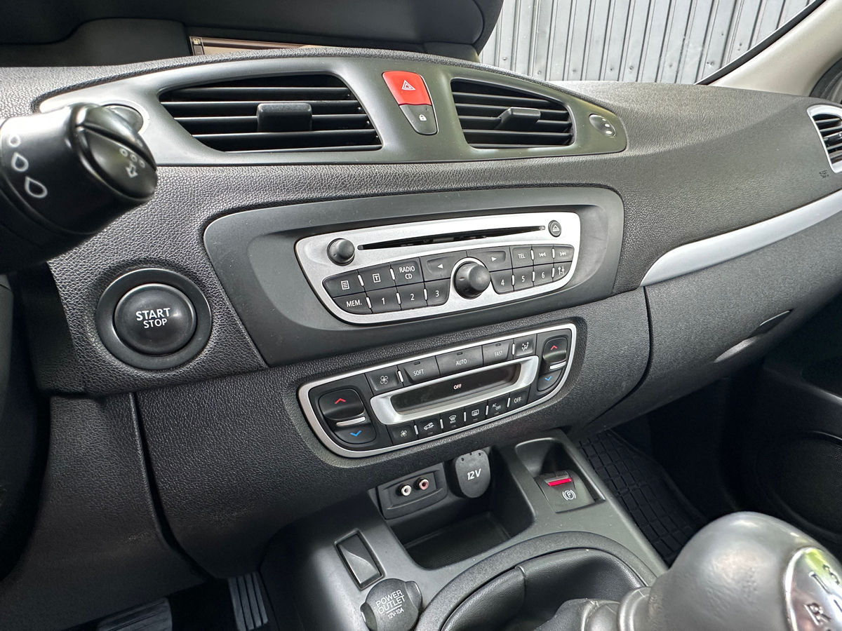 Renault Grand Scenic foto 13
