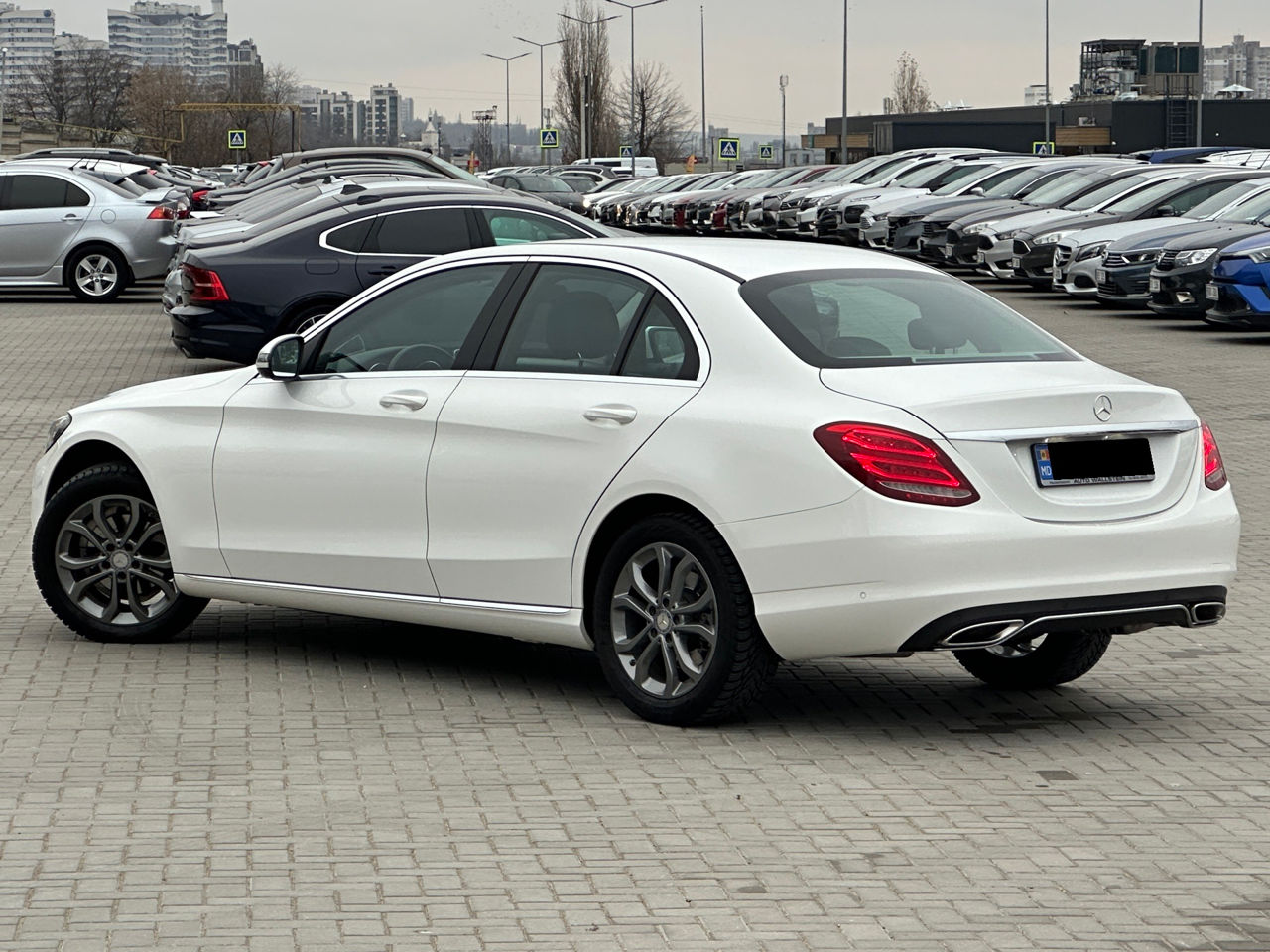 Mercedes C-Class foto 4