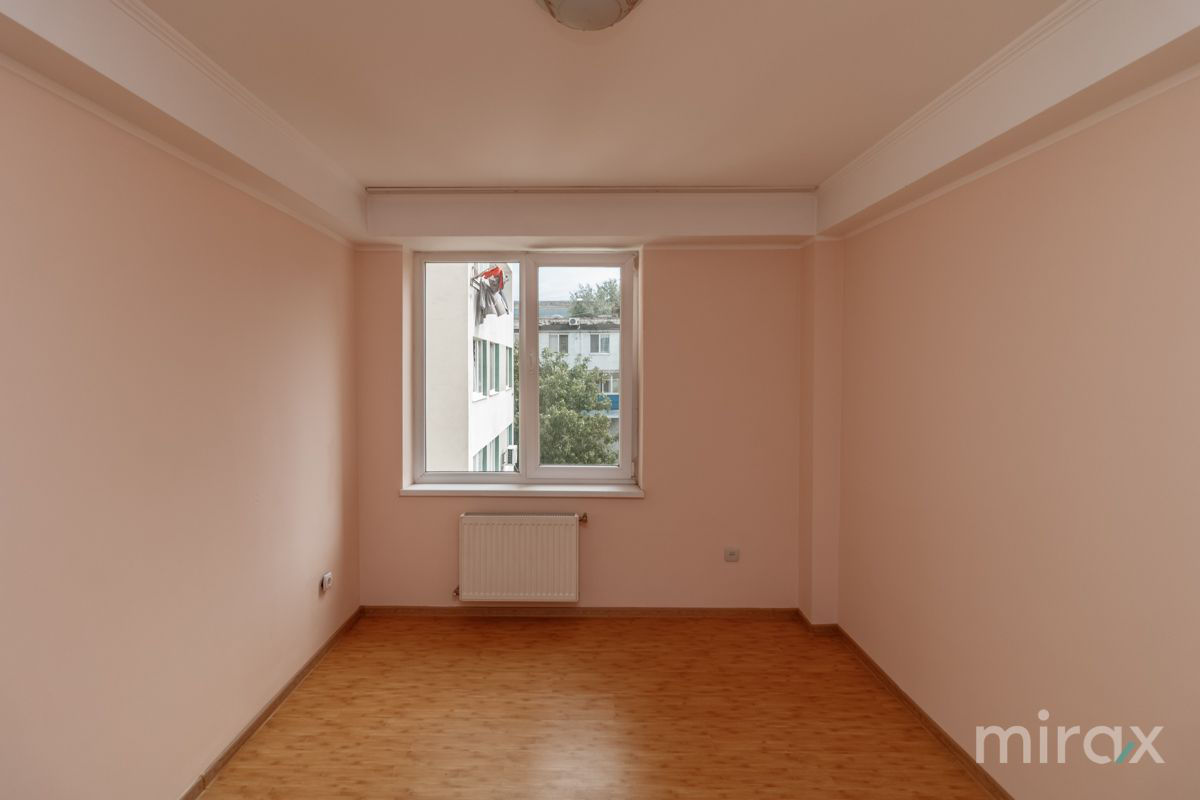 Apartament cu 4 camere, 96 m², Poșta Veche, Chișinău foto 6