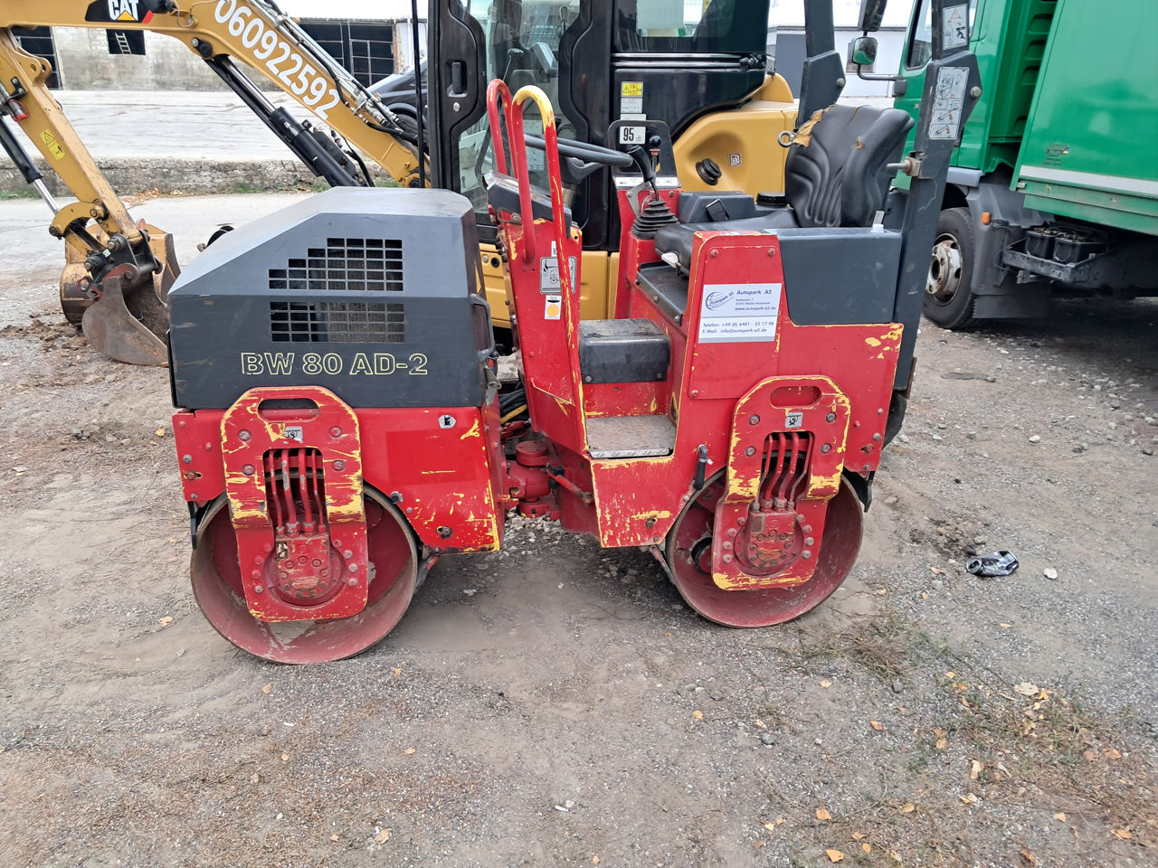 Se vinde bobcat S185 & Catoc Bomag