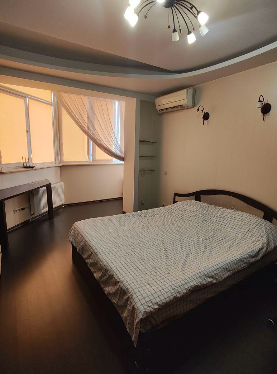 Apartament cu 1 cameră, 50 m², Centru, Chișinău foto 0