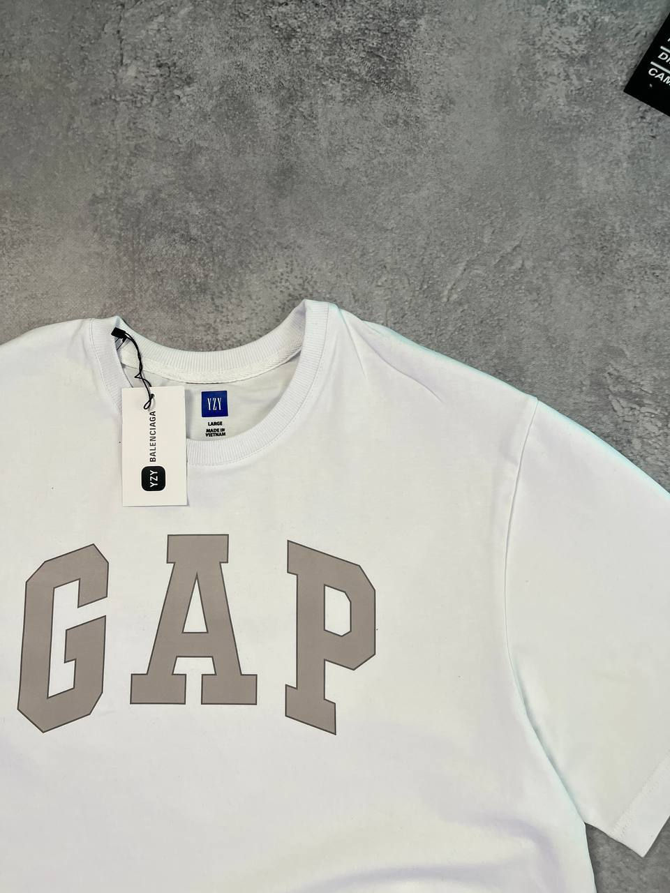 Tricou GAP foto 4