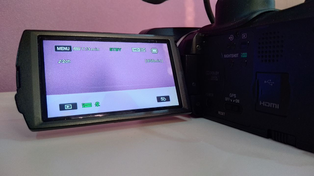 Sony HXR-MC50E фото 1