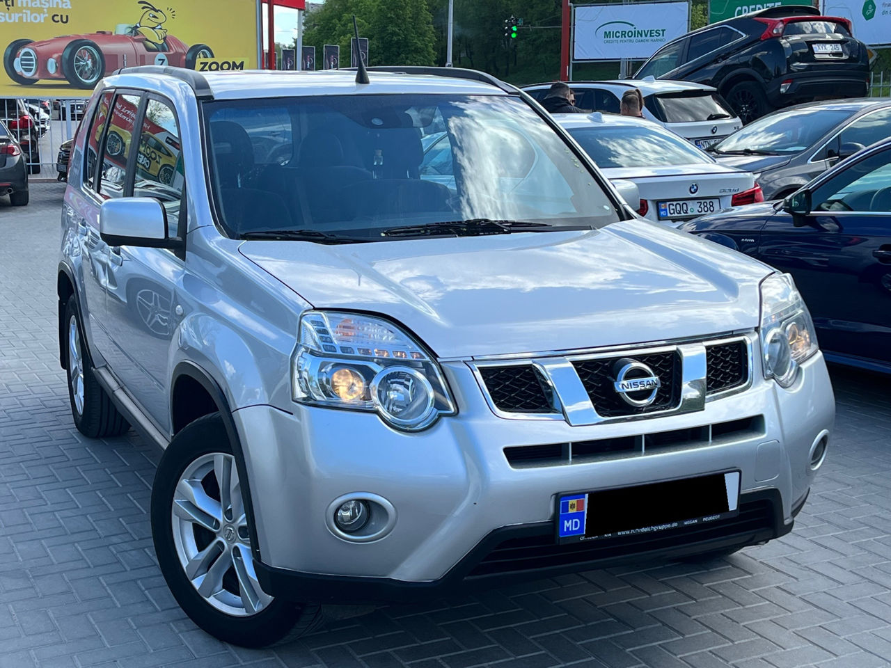 Nissan X-Trail foto 3