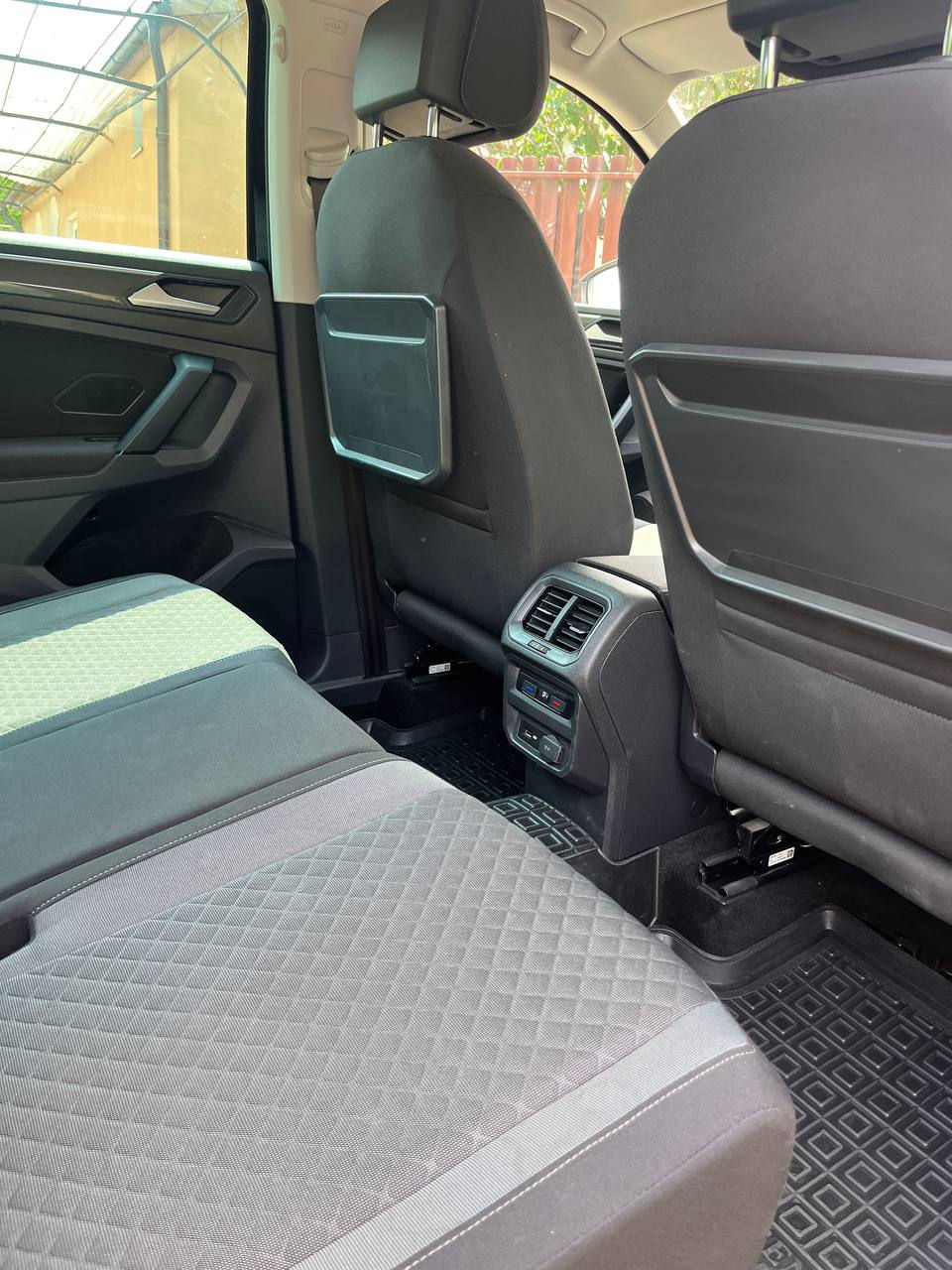 Volkswagen Tiguan фото 14