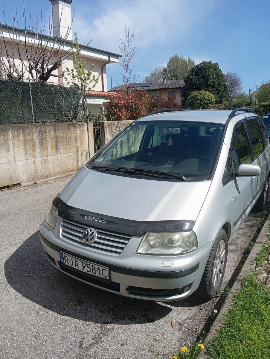 Volkswagen Sharan foto 2