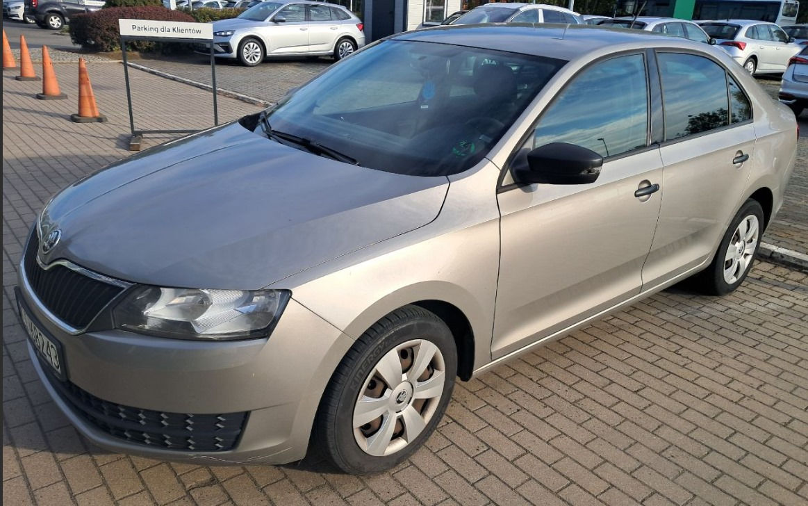 Skoda Rapid 2017 г. с пробегом 155000 км, Бензин, 5999 €