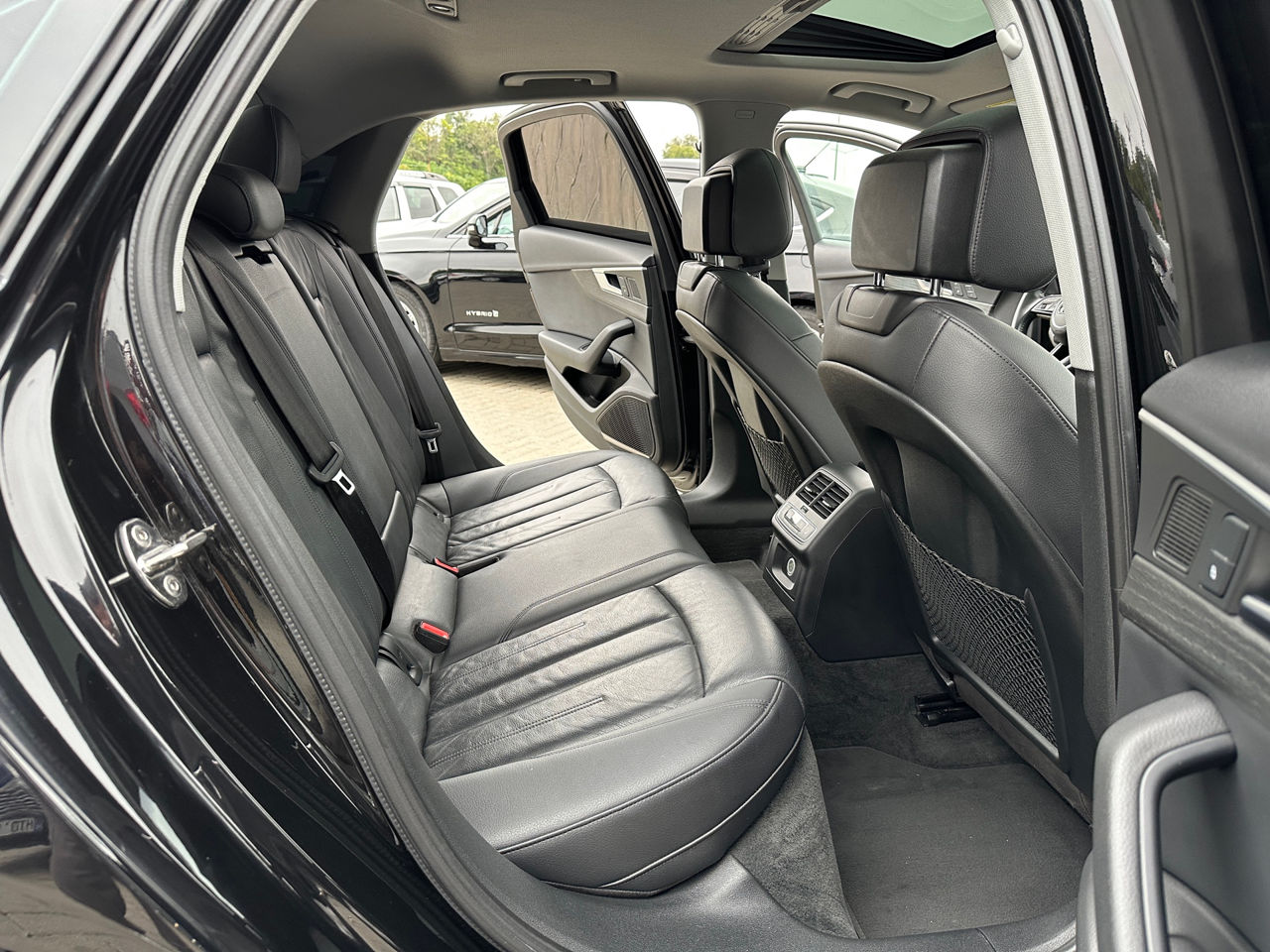 Audi A4 foto 16