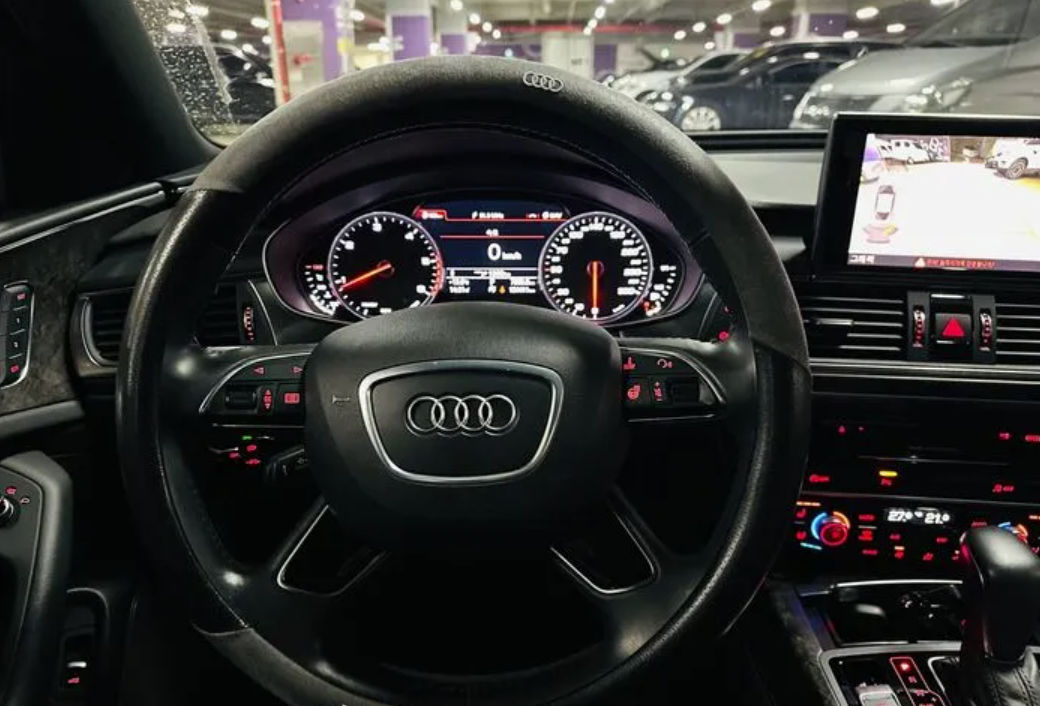 Audi A6 фото 2