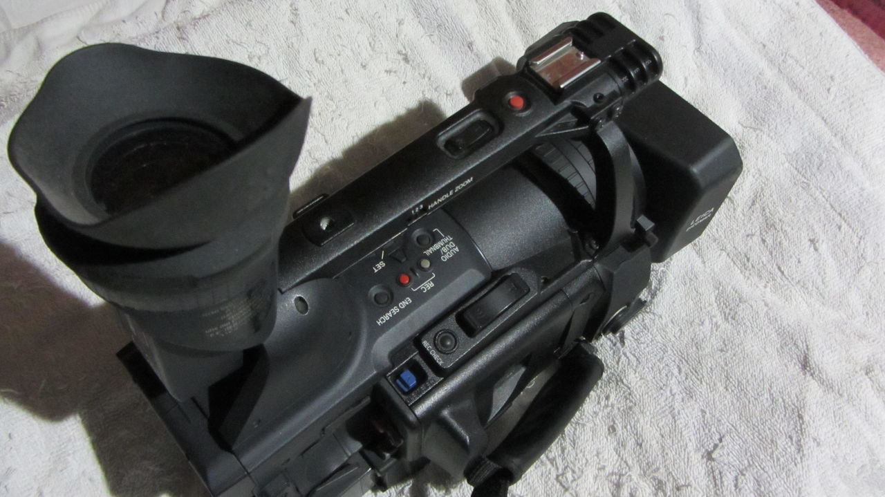 Panasonic Pro AG-HVX200 3CCD 1080i High Definition Camcorder with  foto 7