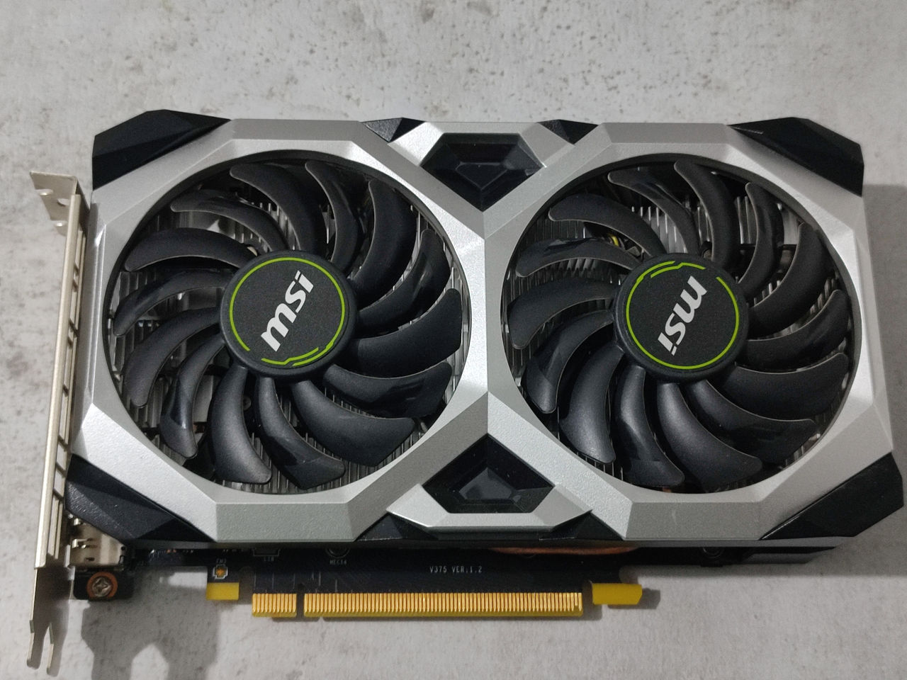 Scheda Grafica VBESTLIFE GTX 1660 Super 6GB GDDR6: Dual Fan, PCIe 3.0, HDMI DVI DP - 6