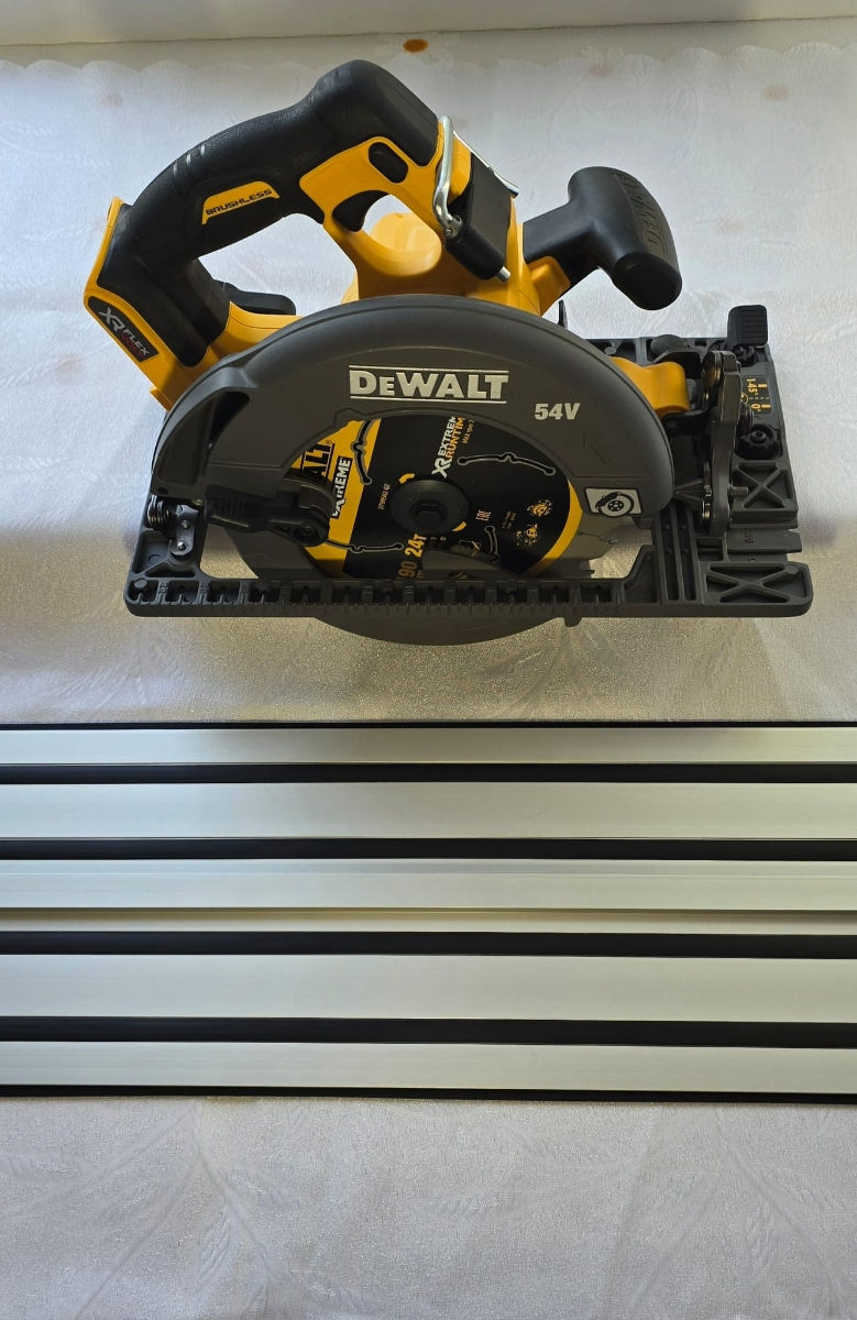 Dewalt DCS579 (ferăstrău circular cu acumulator) foto 3