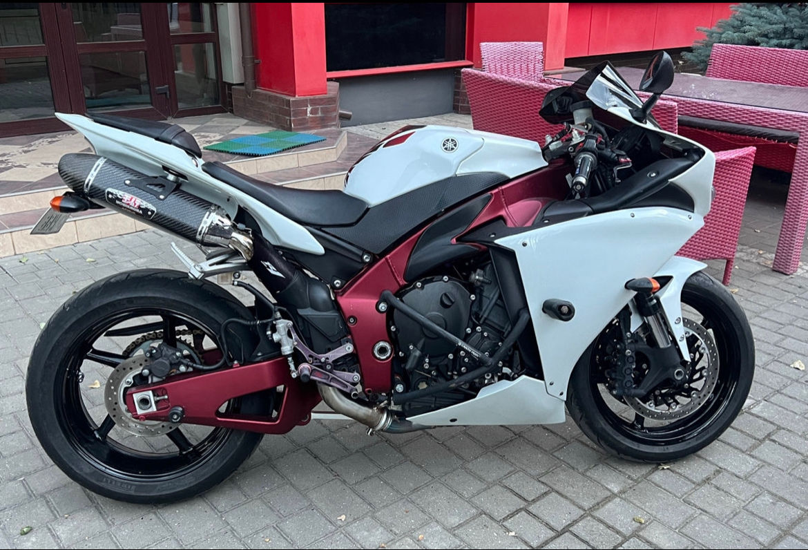 Yamaha R1 BIG BANG 2009 г. с пробегом 23000 ми, 8500