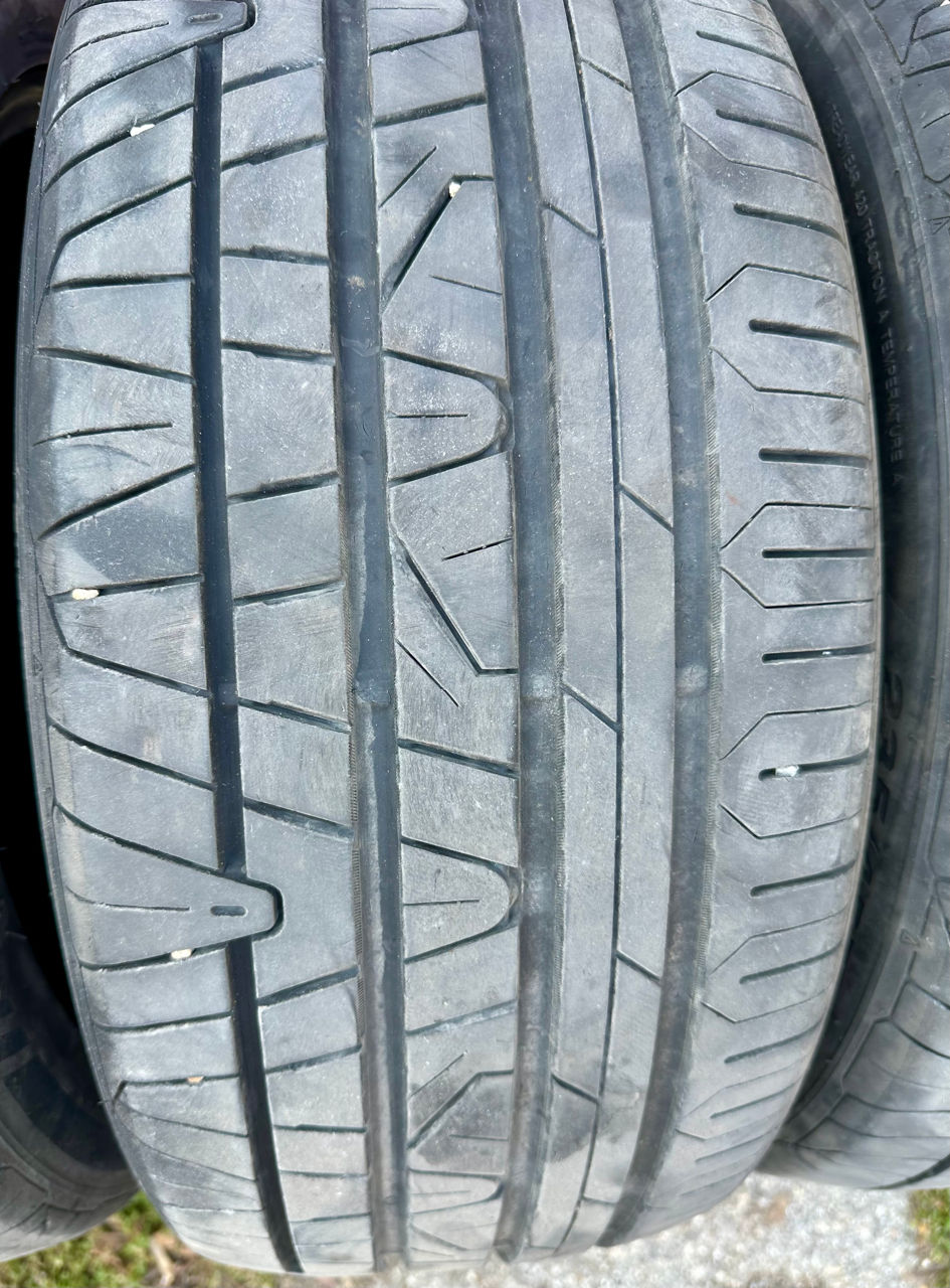 235/45R18 4 cauciucuri M+S foto 3