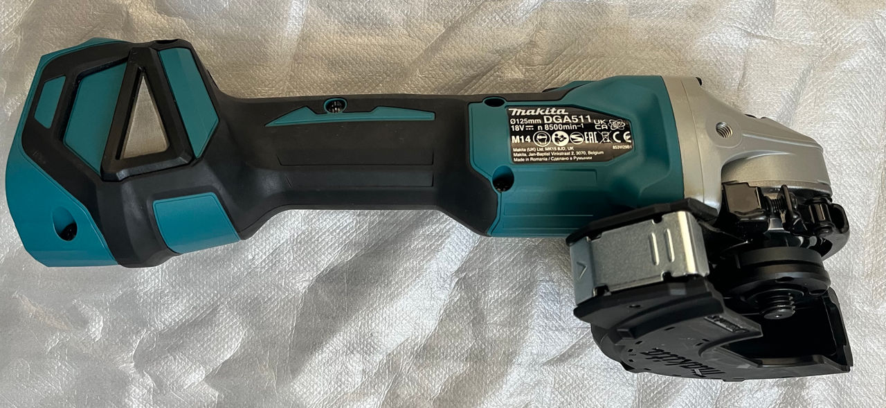 Аккумуляторная угловая шлифмашина Makita LXT DGA511Z foto 2