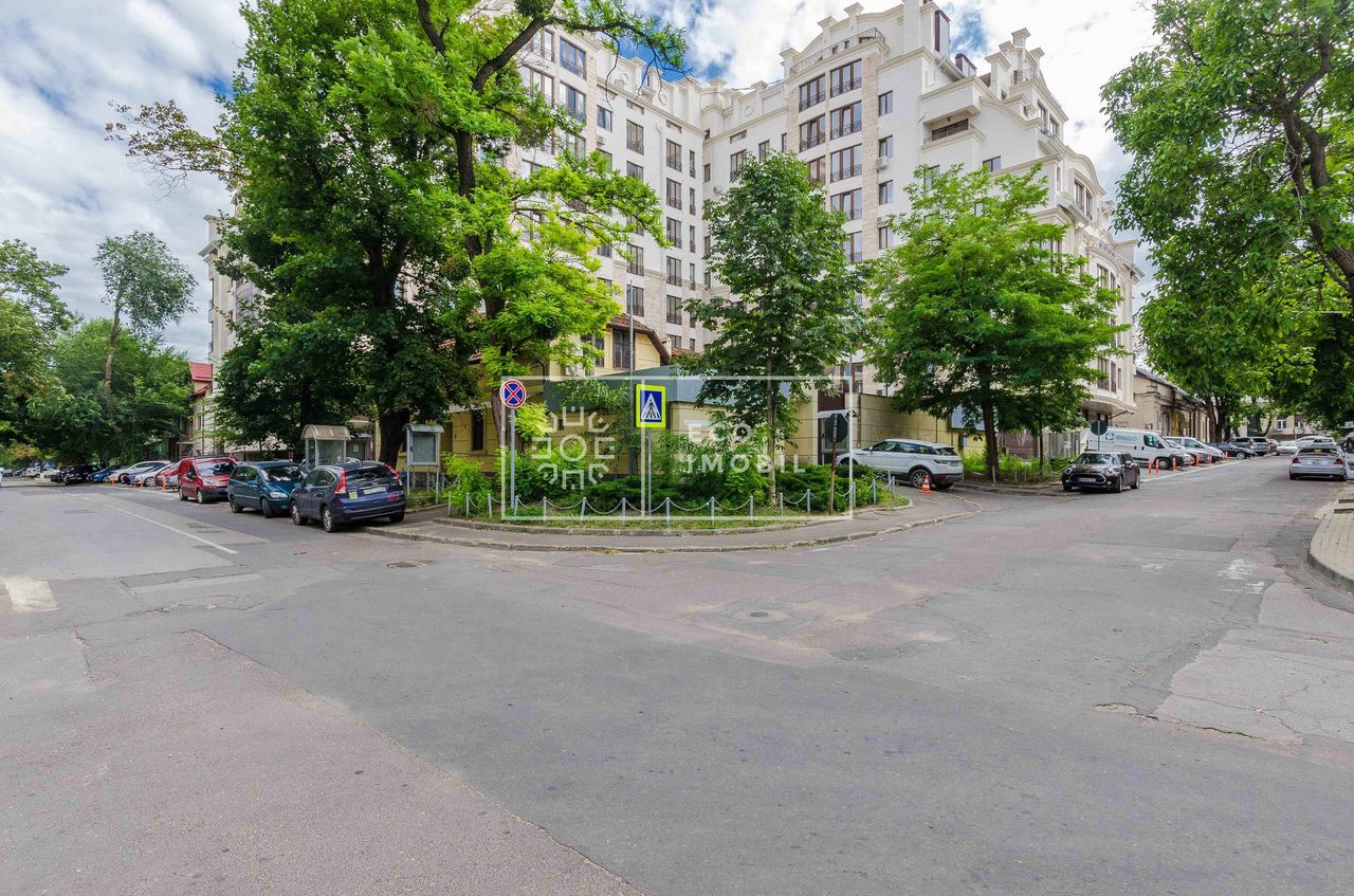 Chirie, Centru, str. Vlaicu Pârcălab, oficiu, 300 m.p, 4000€ foto 0