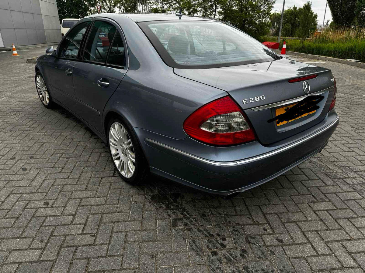 Mercedes w211 foto 2