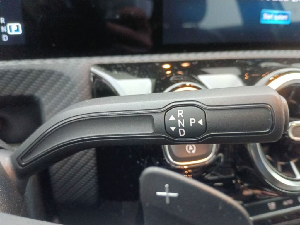 Mercedes A-Class foto 10