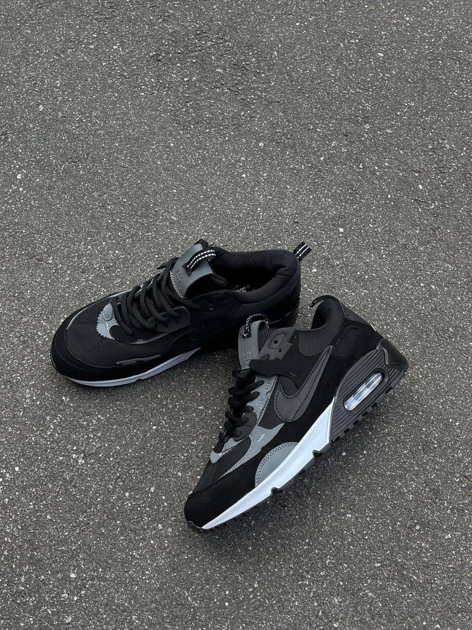 Nike Air Max 90  Poze reale foto 1