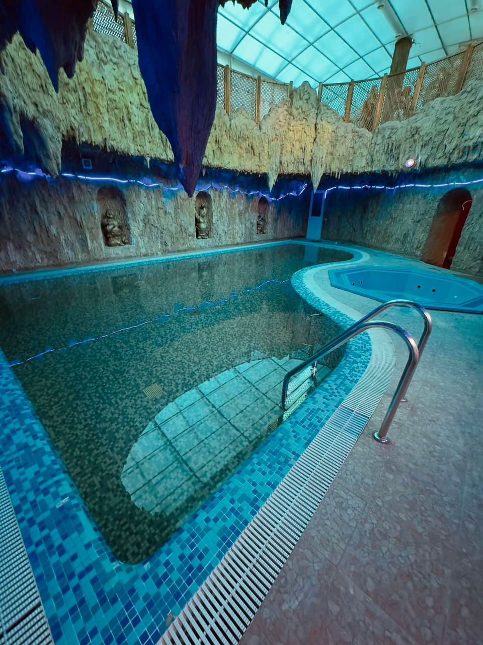 Sauna noua bazin cald 32 grade фото 4