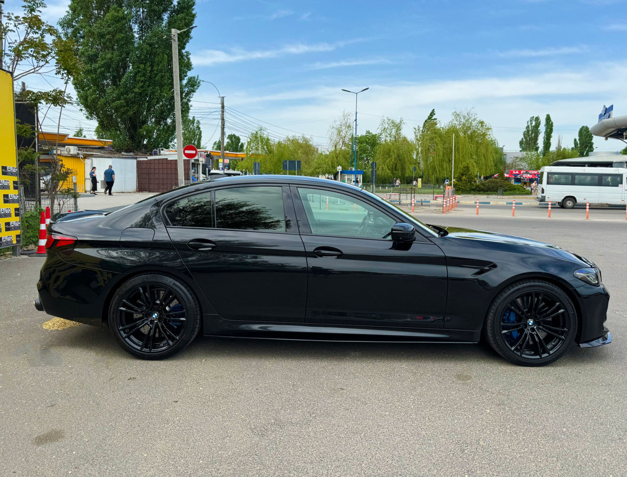 BMW M5 фото 4