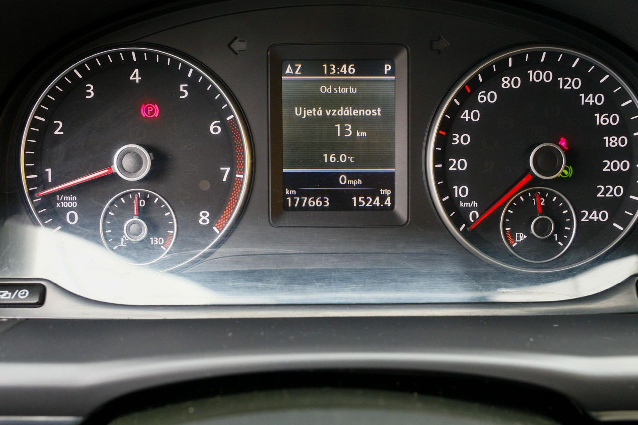 Volkswagen Touran фото 12