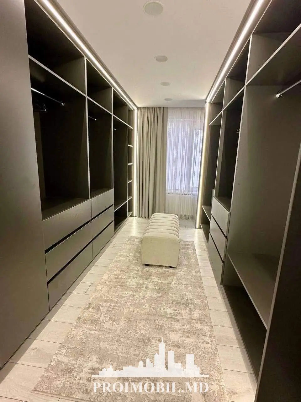 Apartament cu 2 camere, 70 m², Buiucani, Chișinău foto 7