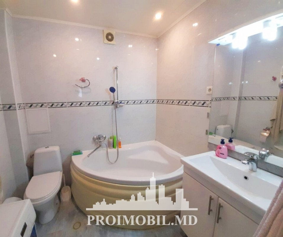 Apartament cu 2 camere, 56 m², Centru, Chișinău foto 7