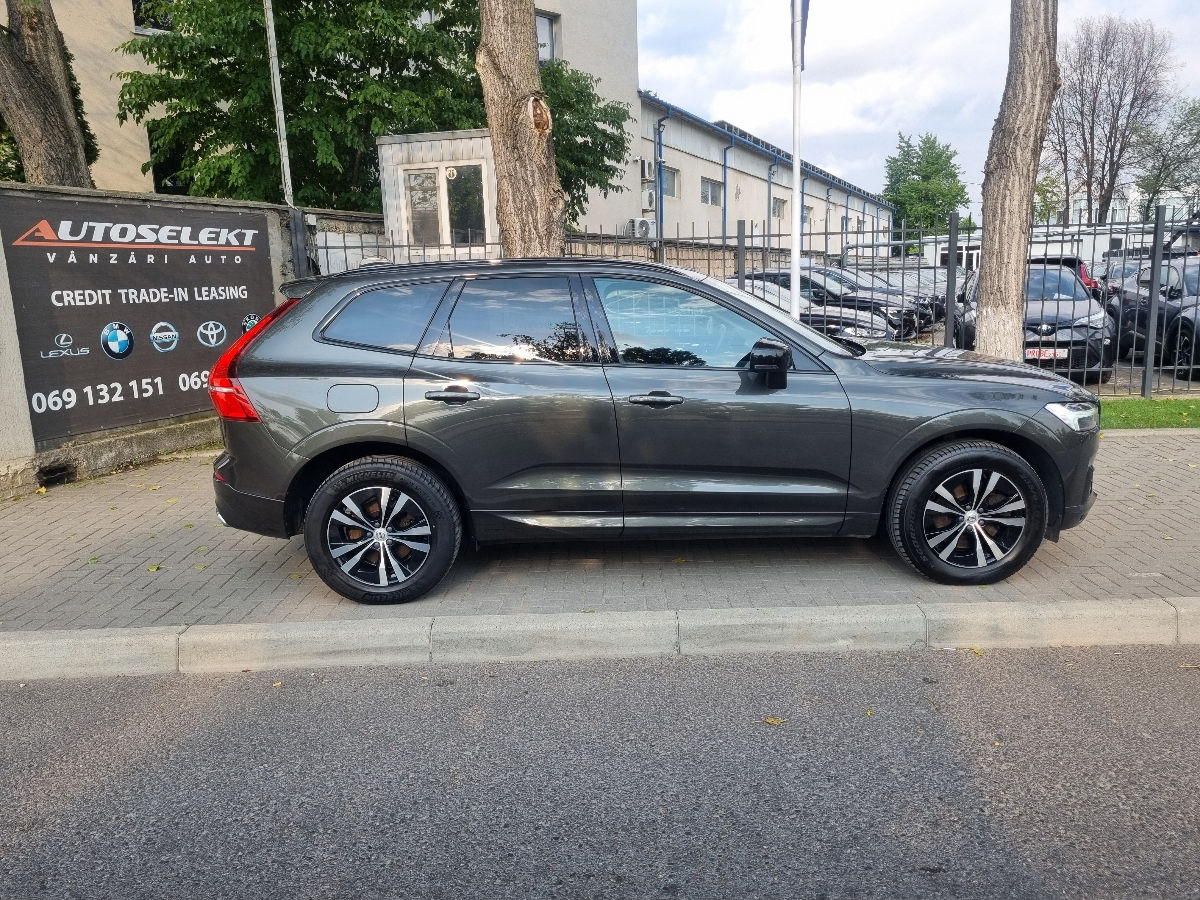 Volvo XC60 2021 photo 4