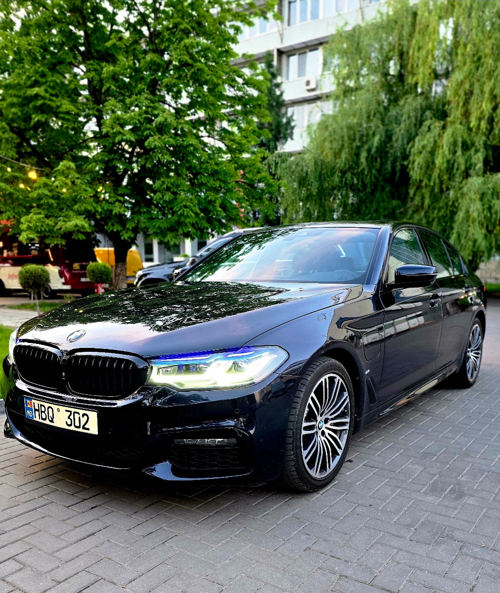 BMW 5 Series foto 1