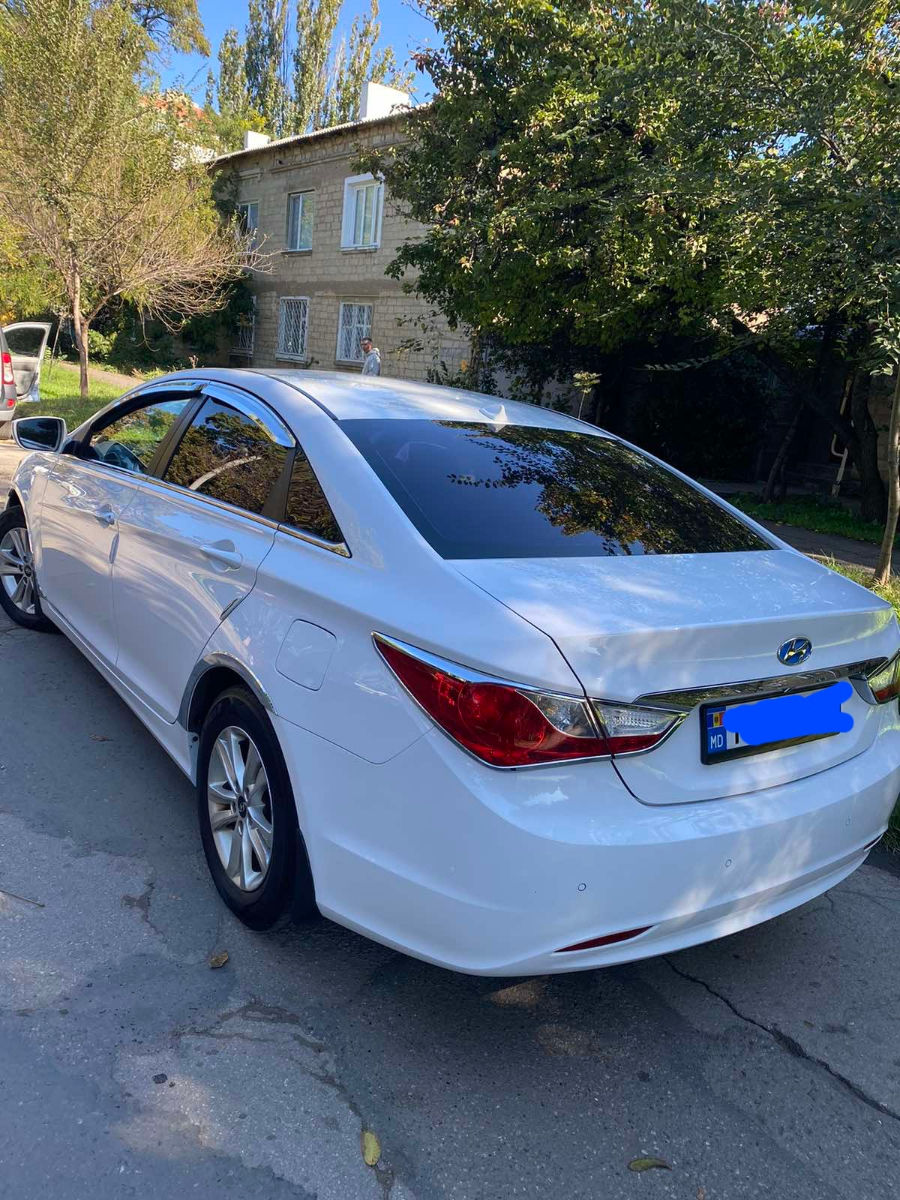 Hyundai Sonata фото 2