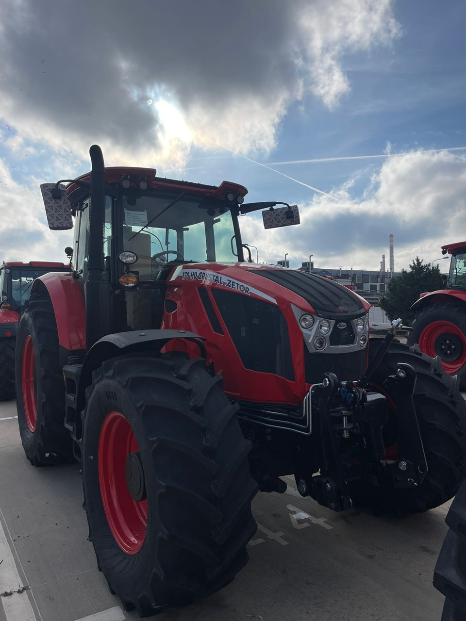 Tractor Zetor 170 Crystal 170 c.p. фото 2
