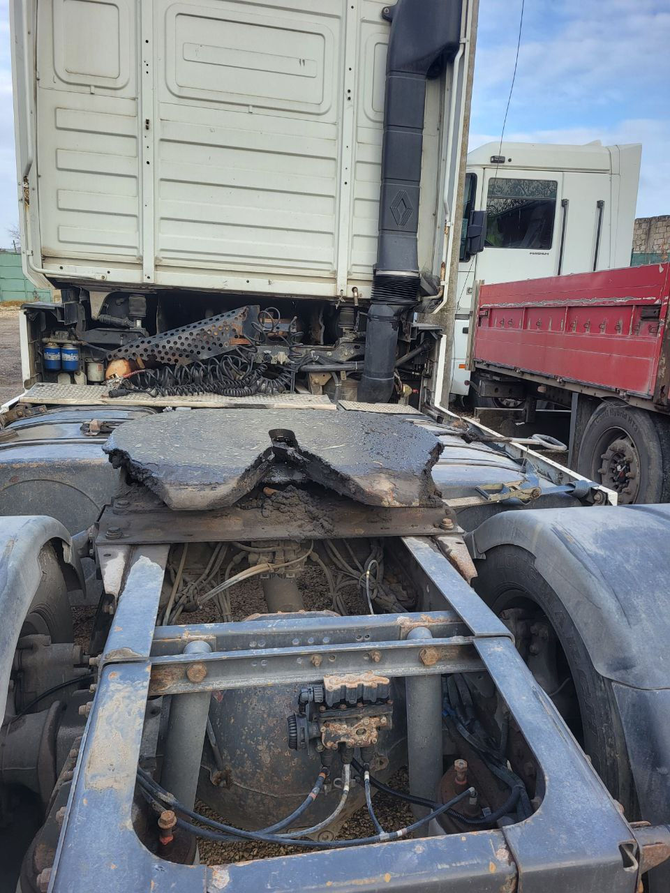 Dezmembrare Renault Magnum Euro 3, разборка Renault Magnum Euro 3. foto 5