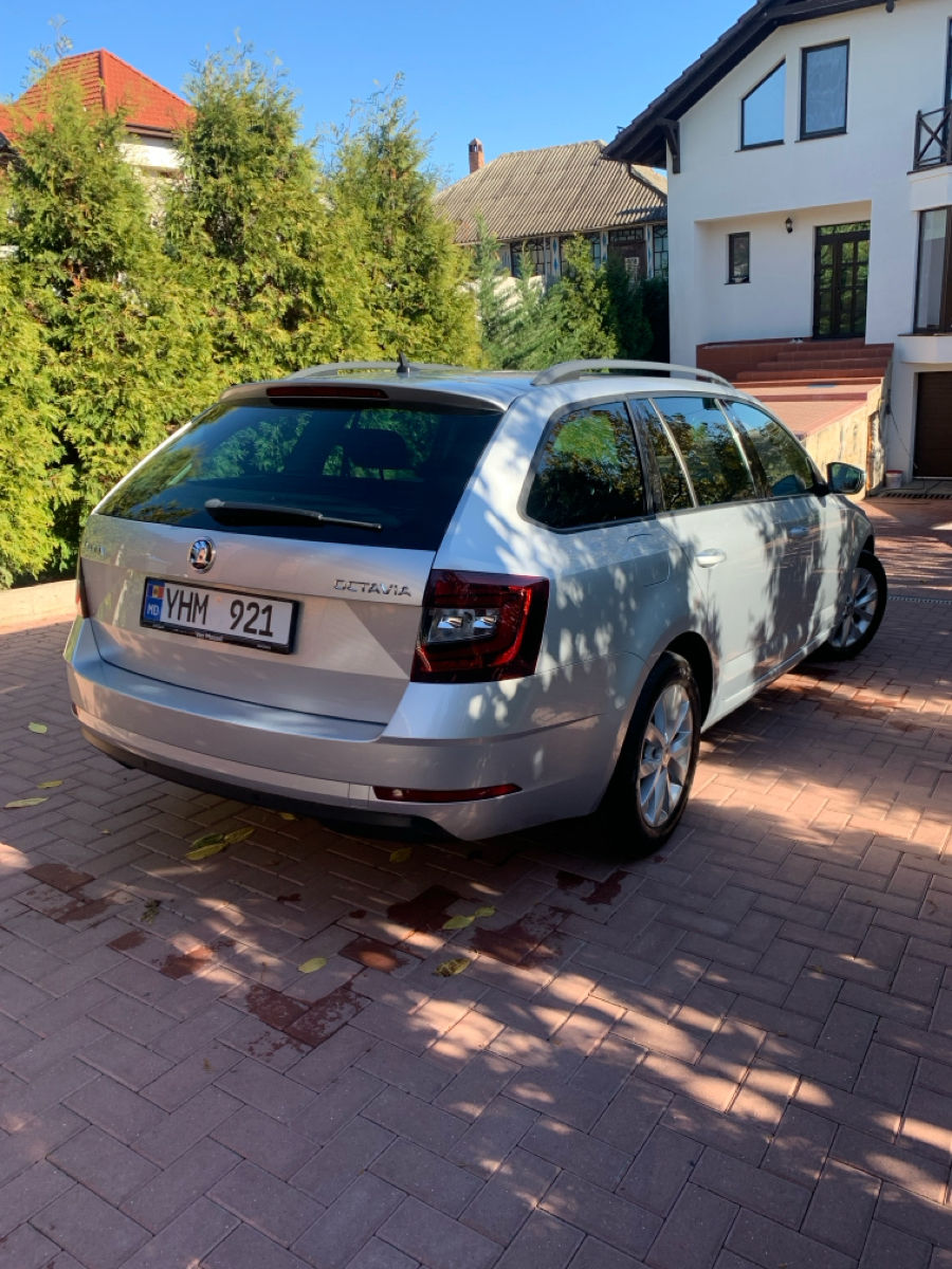 Skoda Octavia foto 2