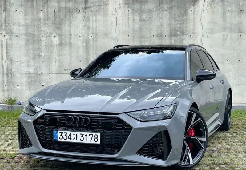 Audi RS6 foto 2