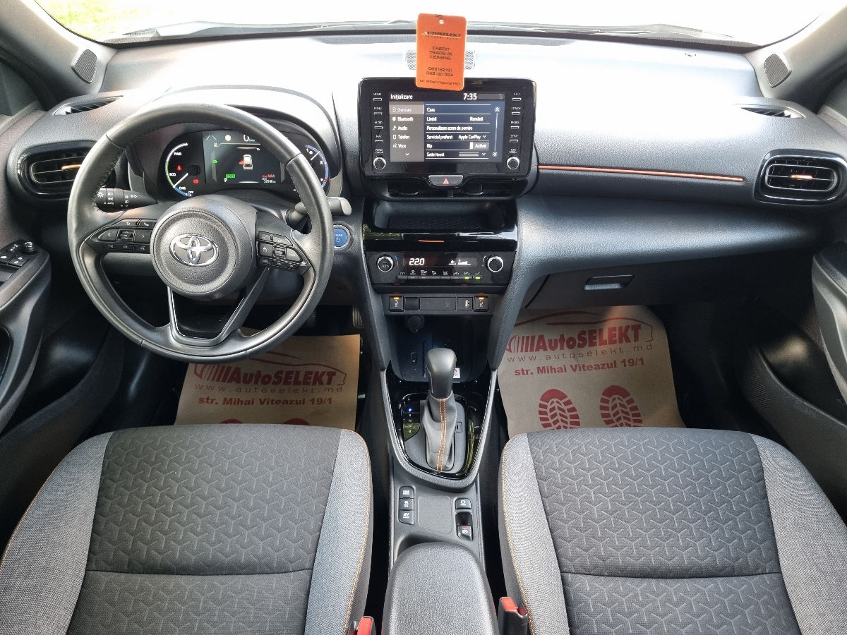 Toyota Yaris Cross 2023 photo 11