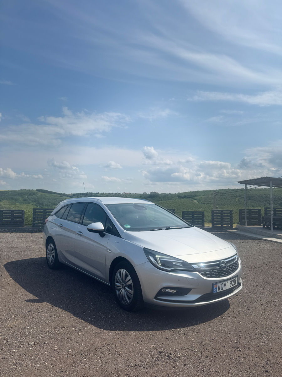 Opel Astra фото 5
