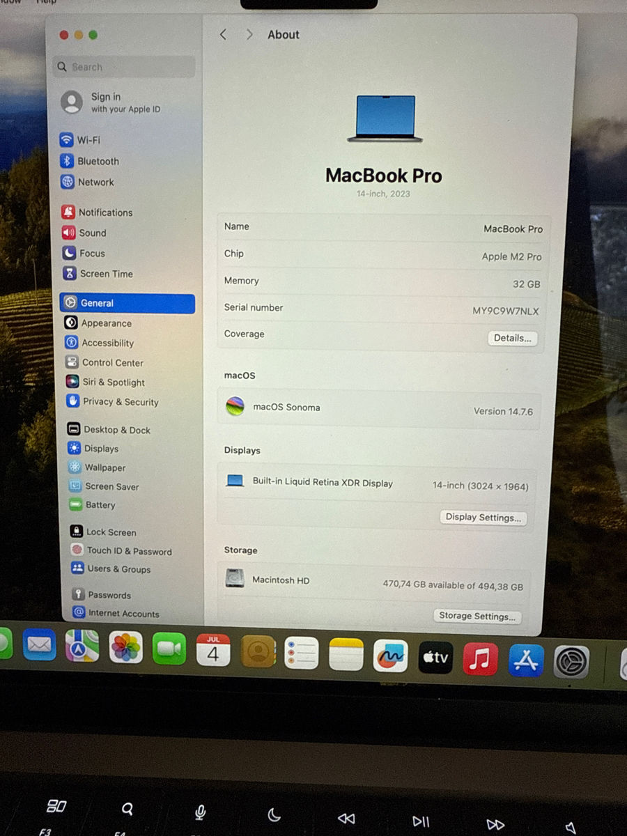 Apple MacBook Pro M2 Pro фото 0