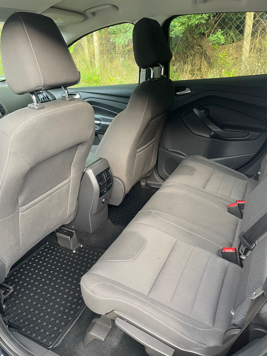 Ford Kuga foto 4