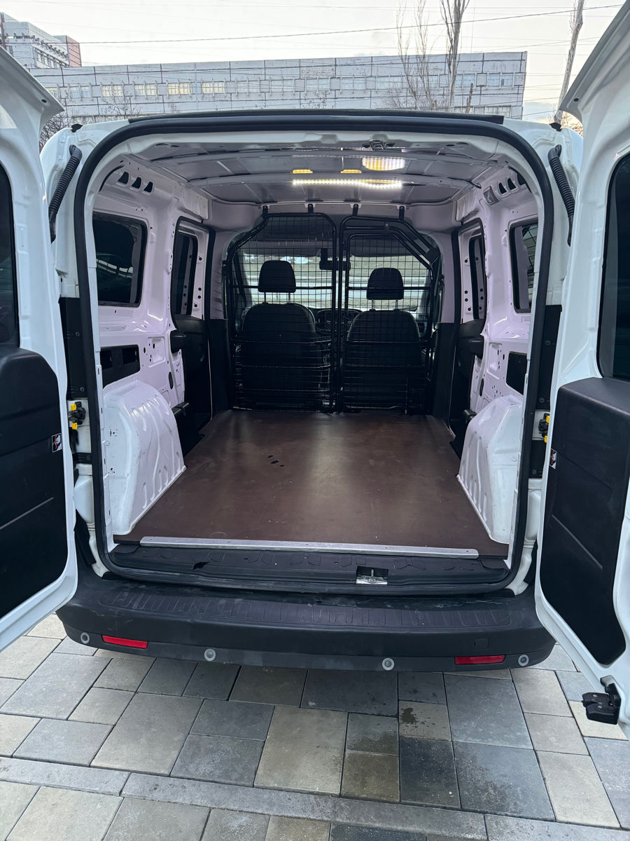 Fiat Doblo foto 17