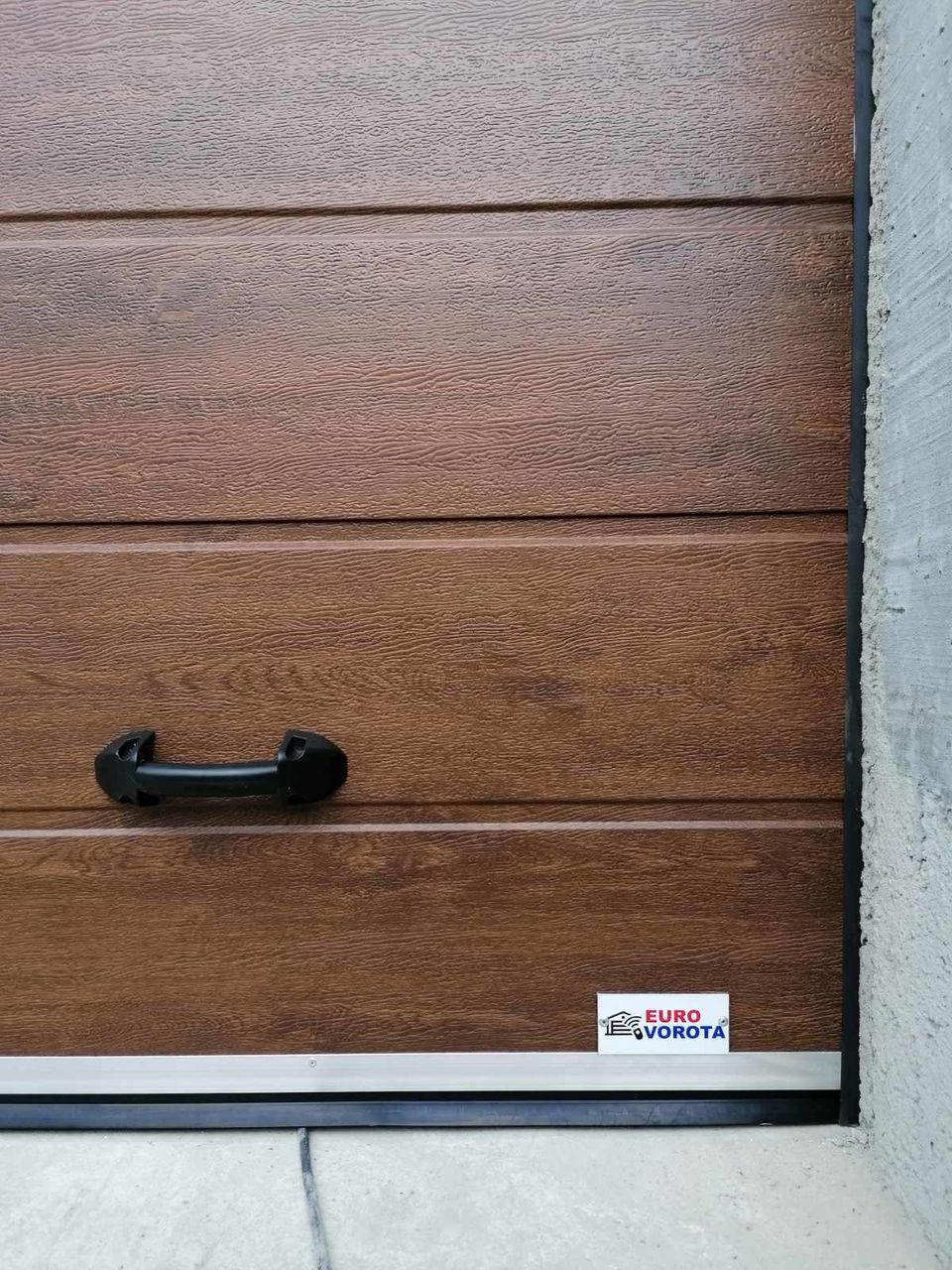 Usi sectionale, rezidentiale , rolante si automatizari pentru toate foto 1