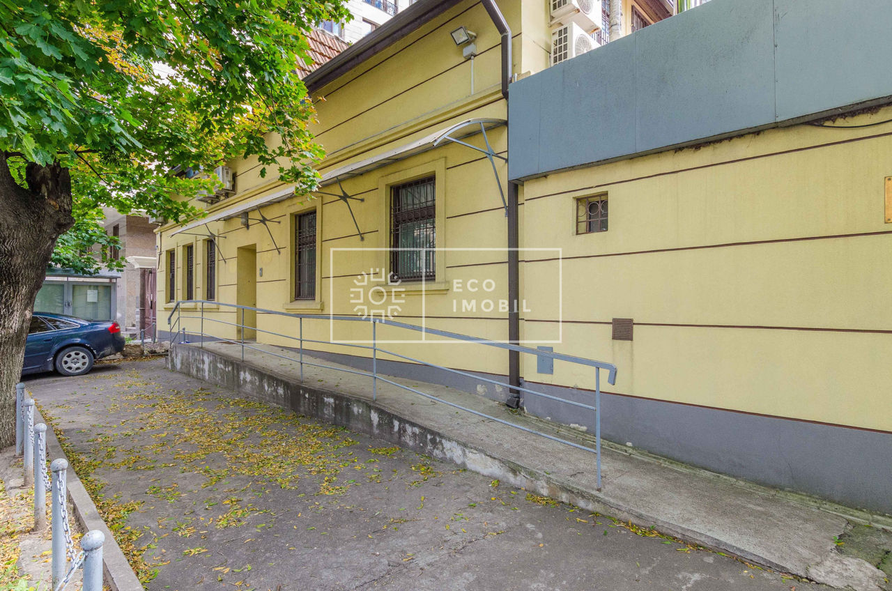 Chirie, Centru, str. Vlaicu Pârcălab, oficiu, 300 m.p, 4000€ foto 15