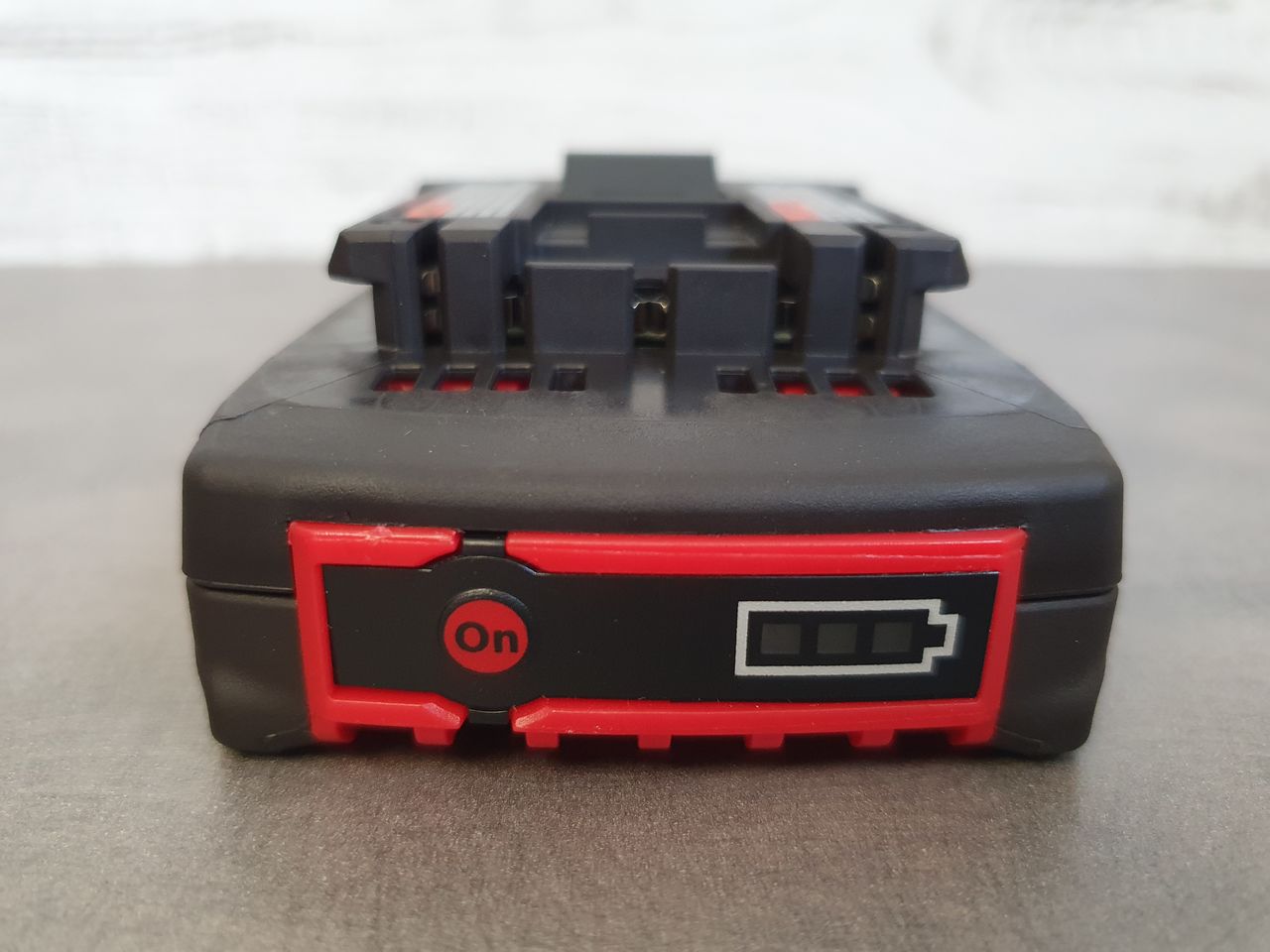 Bosch bat612 18v 2.0ah 36.0wh li-ion slim pack battery
