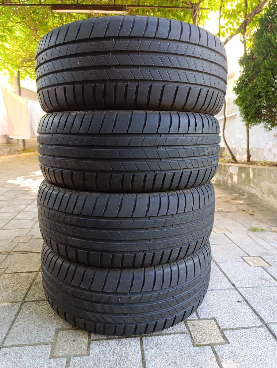 225 50 17, 2020 Bridgestone vara foto 2