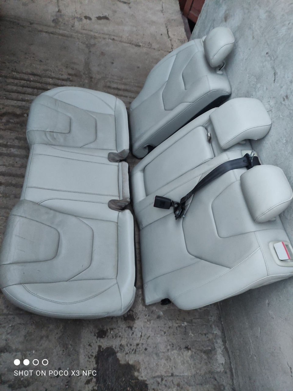 Salon ford fusion titanium hybrid foto 2