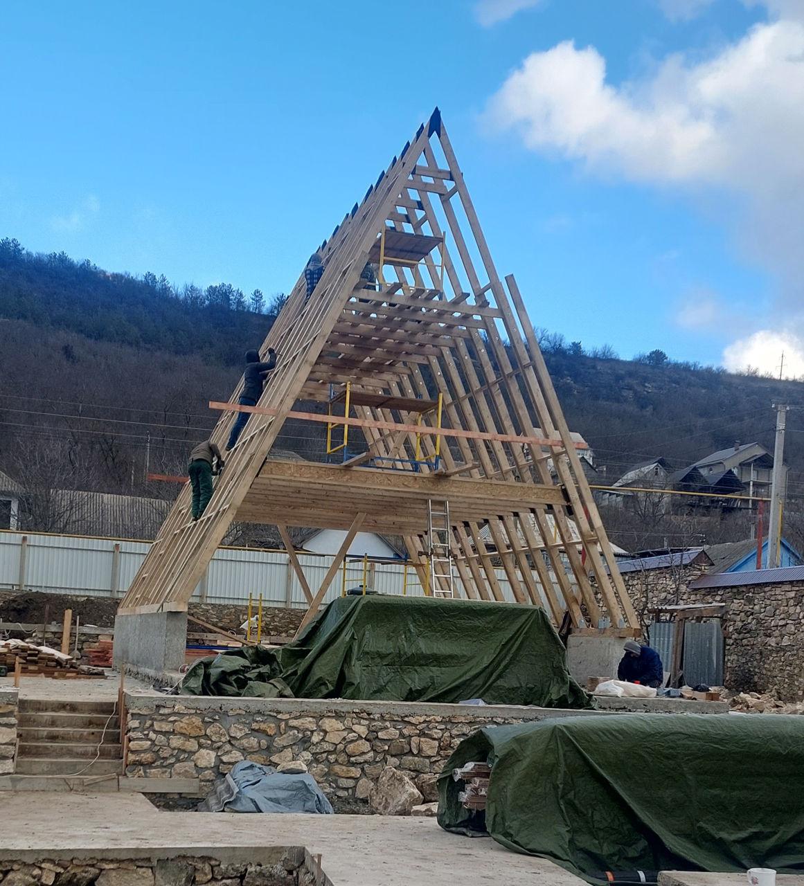 Сase din lemn.Construim la comanda case, terase, foisoare, acoperisuri. foto 17