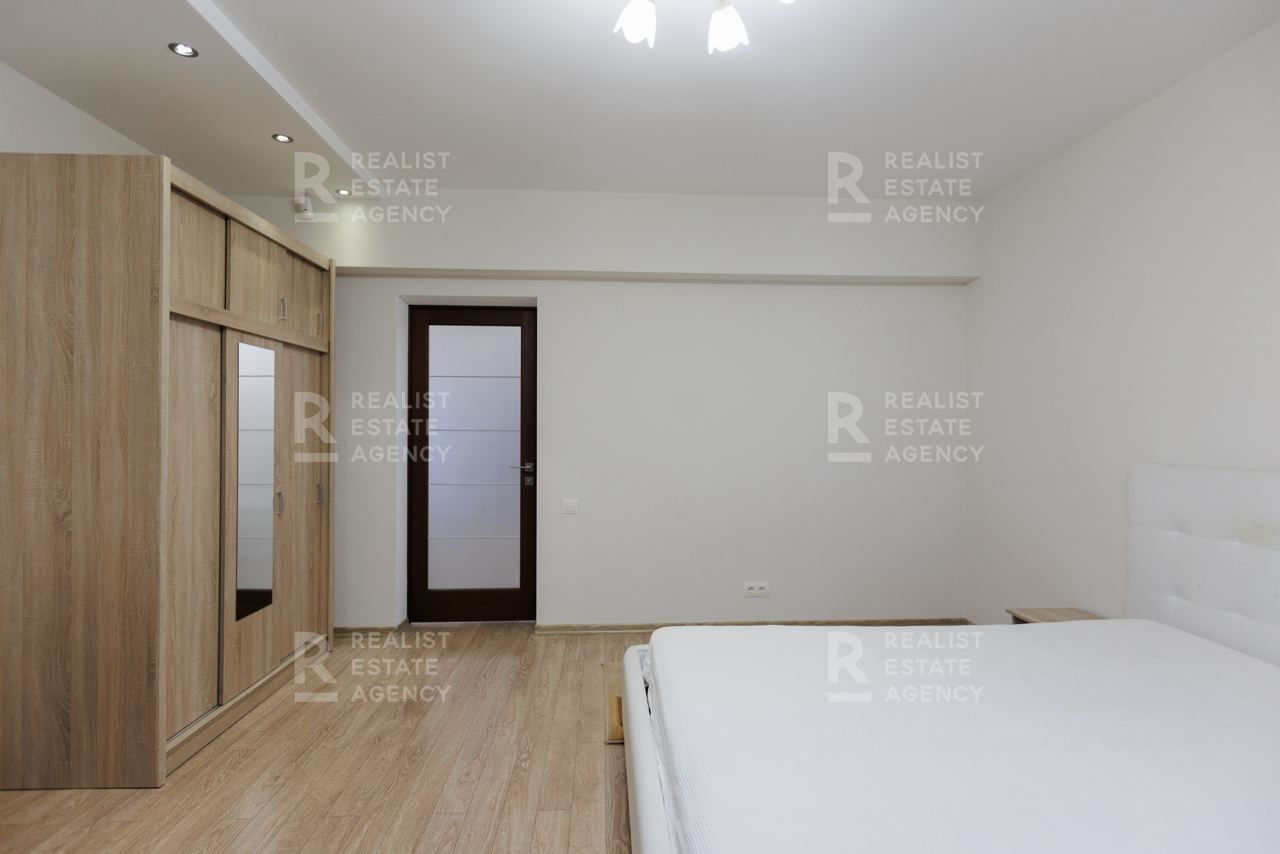 Apartament cu 3 camere, 93 m², Botanica, Chișinău foto 9